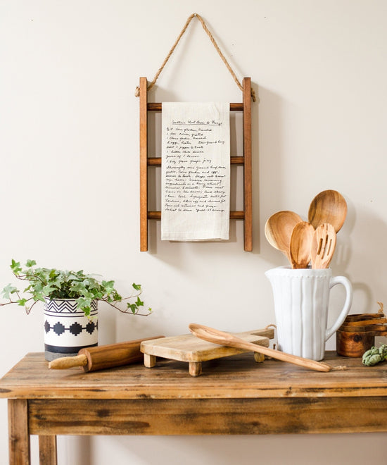 https://sweethooligans.design/cdn/shop/products/custom-family-recipe-kitchen-tea-towel-family-recipe-handwriting-recipe-towels-personalized-recipe-towels-family-heirloom-gift-for-mom-889996_550x.jpg?v=1668882962