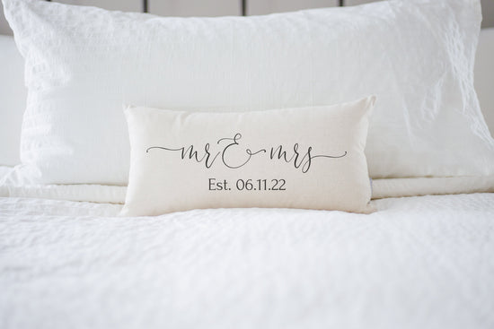 Wedding Gift Date Pillow | Personalized Date Pillow | Newlywed Gift | Engagement Gift | Rustic Wedding Gift | Linen Pillow Gift for Couple