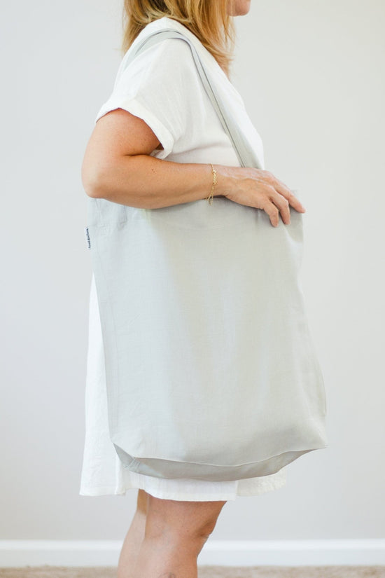 Load image into Gallery viewer, Large Linen Tote Bag | Shopping Tote Bags | Linen Tote Bags | Bridesmaid Gift Bags | Personalized Monogram Tote Linen Shopping Bag | Eco Bag
