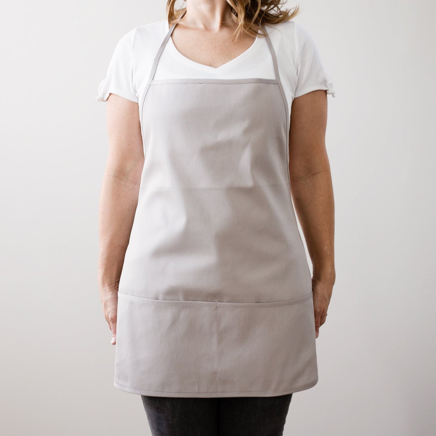 https://sweethooligans.design/cdn/shop/products/light-grey-apron-full-kitchen-apron-kitchen-wear-cotton-apron-vintage-apron-cotton-canvas-full-apron-natural-blank-apron-201000_1445x.jpg?v=1668884201