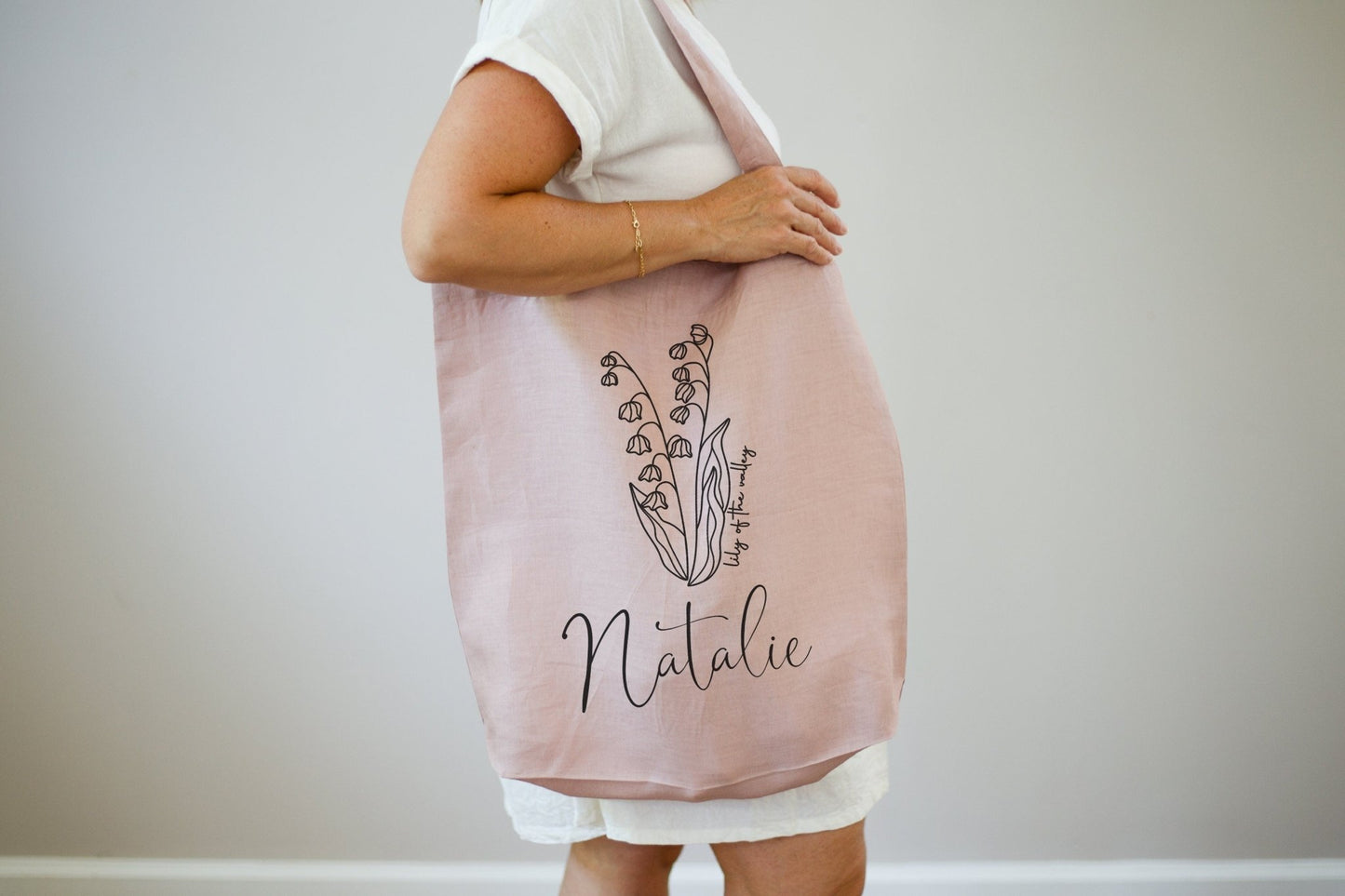 Personalized Birth Month Flower Linen Shopping Tote Bag | Personalized Bridesmaid Proposal Gift Idea | Eco Friendly Reusable Market Tote Bag