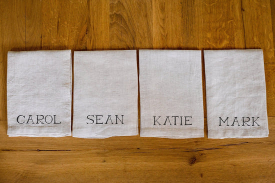 Table Name Placement Napkins 100% Linen Set of 4 | Wedding Favors | Cloth Napkins | Holiday Table Place Setting | Bridal Shower Favor - Sweet Hooligans Design